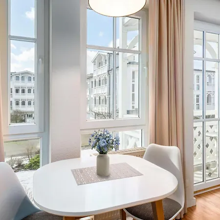 Perfekt Fuer Zwei - Mit Balkon Und Wlan In Sellin (Rugen)